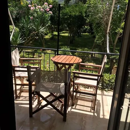 Swan Apartment Lefkada City